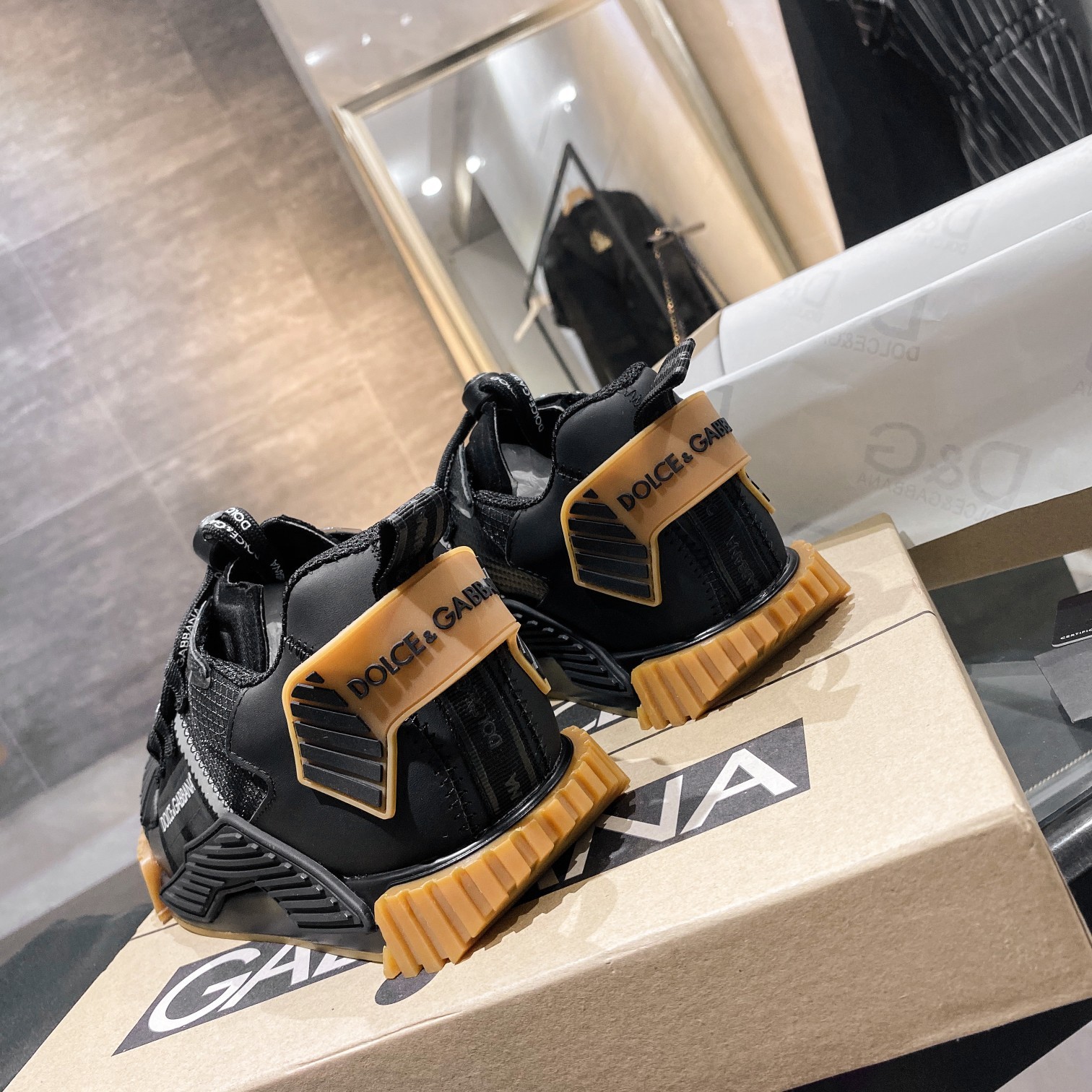 2020 D&G latest  official website synchronization model