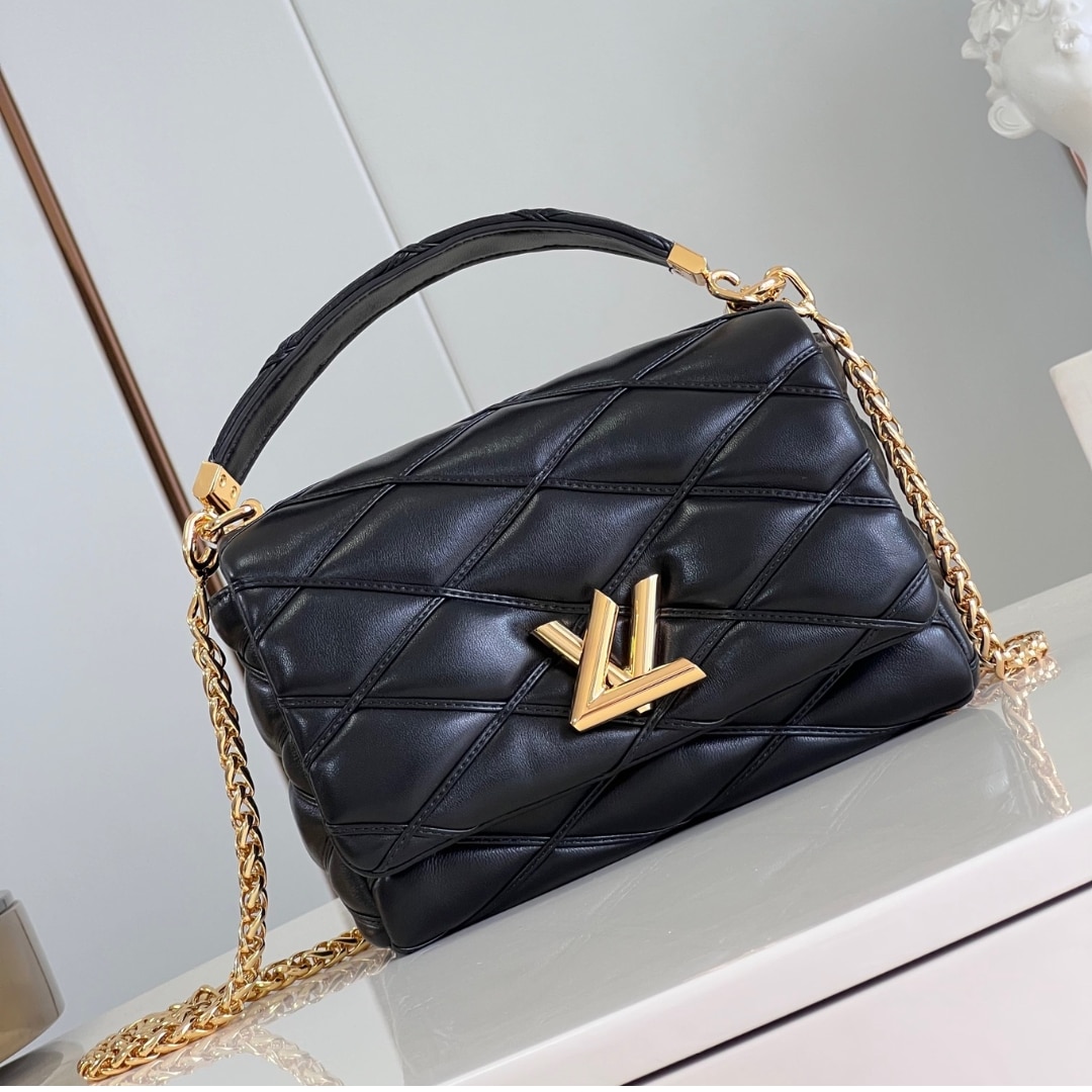 LOUIS VUITTON GO 14 MM BAG BLACK 23CM M22891