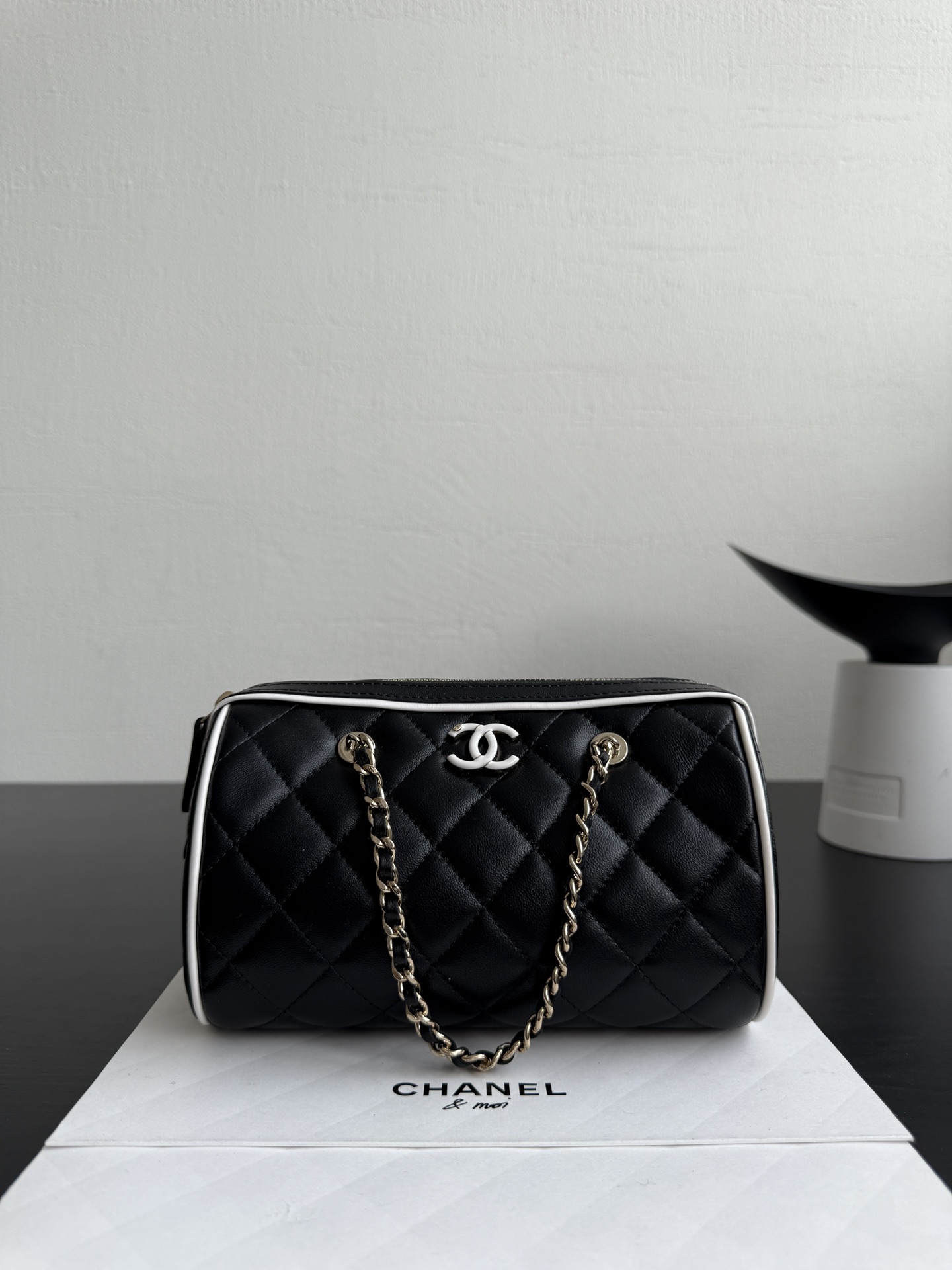 Chanel Spring Summer 2025 Pre-collection Clutch With Chain Lambskin Black 18.5cm/ 7.3inches
