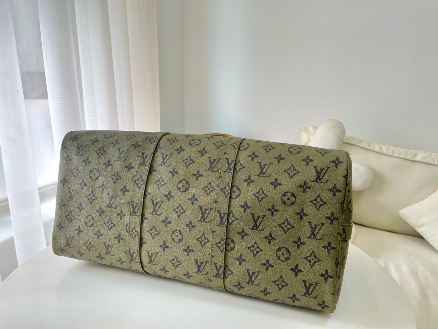 Louis Vuitton Keepall Bandouli Re 55 Bag Green 45Cm M23963