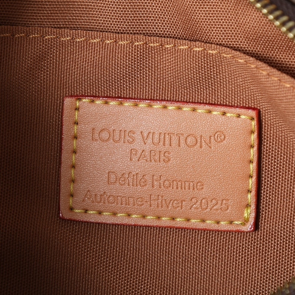 Louis Vuitton Keepall Bandoulière 25 Brown 25Cm M15428