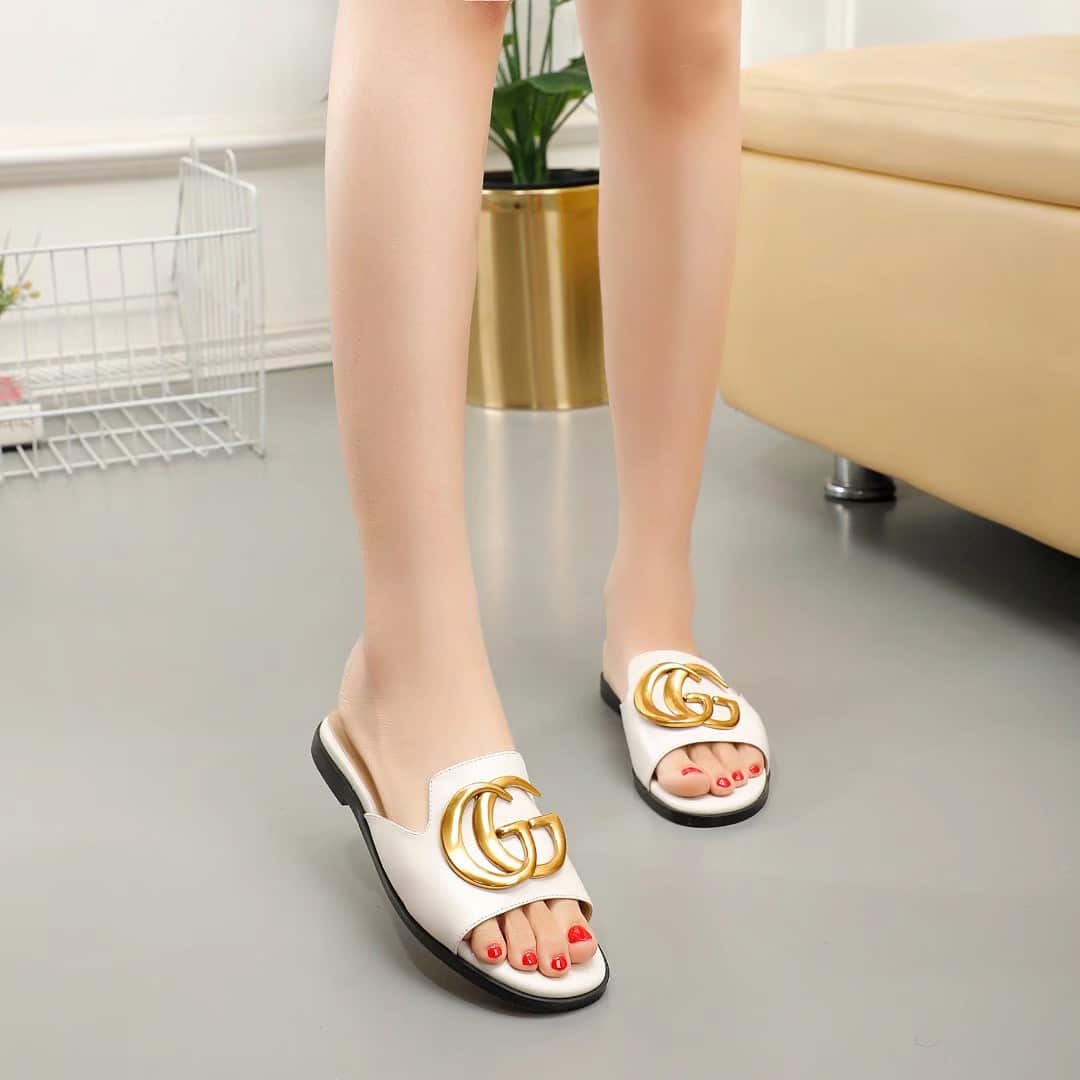Gucci Princetown Gg Slippers Leather White