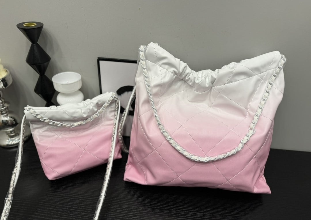 Chanel 22 Mini Handbag Patent Gradient Calfskin Pink 20Cm/7.8in