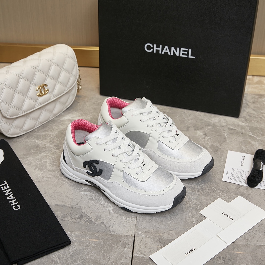 Chanel Suede And Leather Cc Low Top Sneakers White Pink