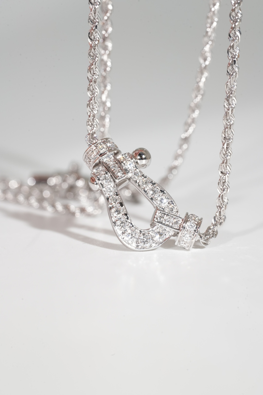BVLGARI Mother-of-Pearl Fan Pendant Necklace with Diamond Edge