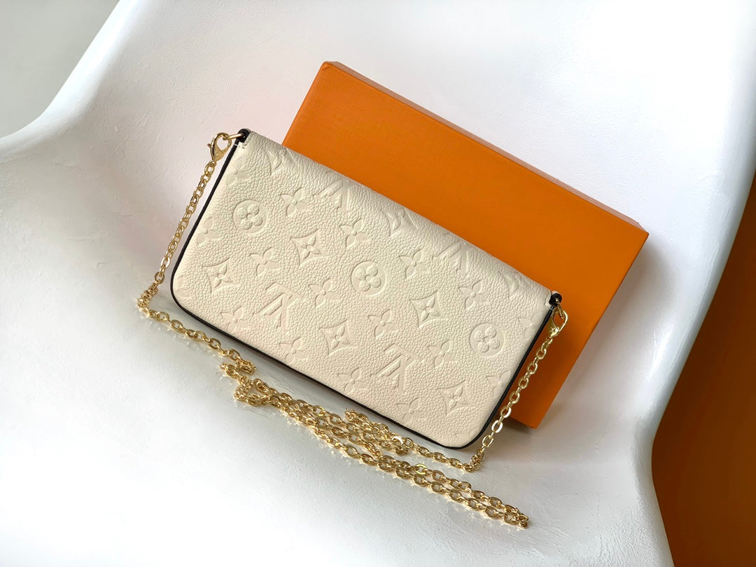 Louis Vuitton Felicie Pochette Bag Cream 21Cm