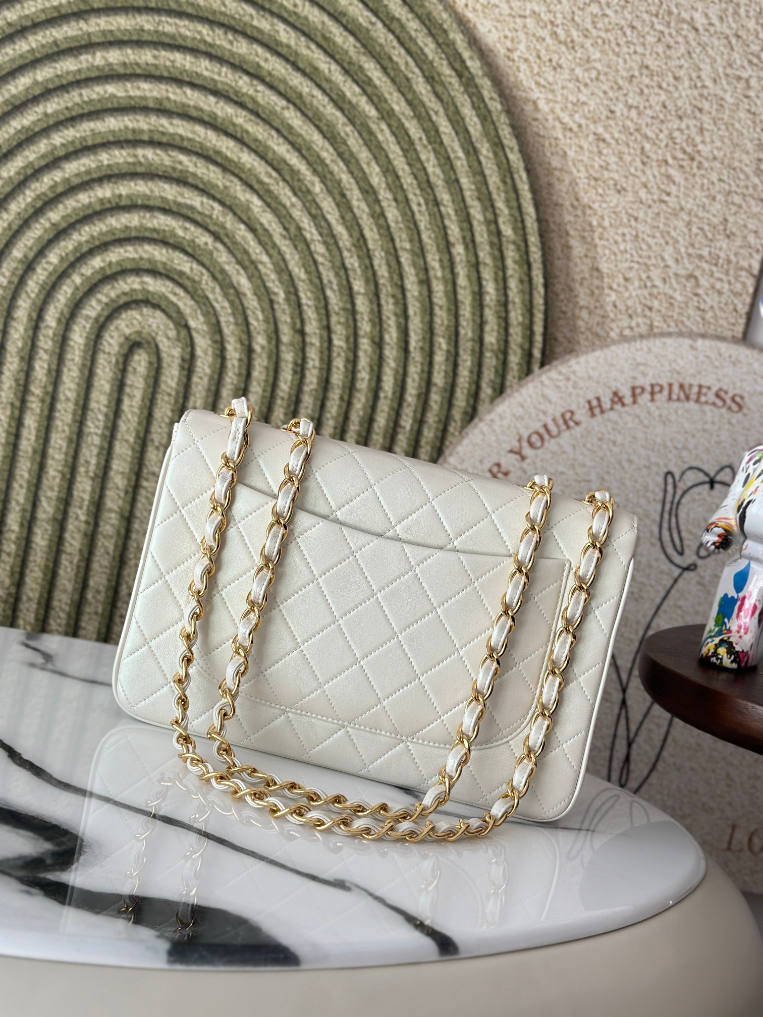 Classic Flap Medium in White Quilted Lambskin with Gold-Tone Hardware