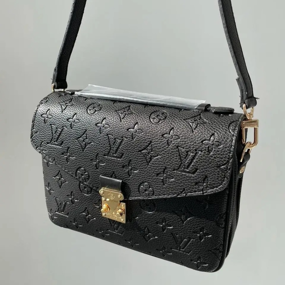 Louis Vuitton Monogram Canvas Pochette Métis Black 25Cm