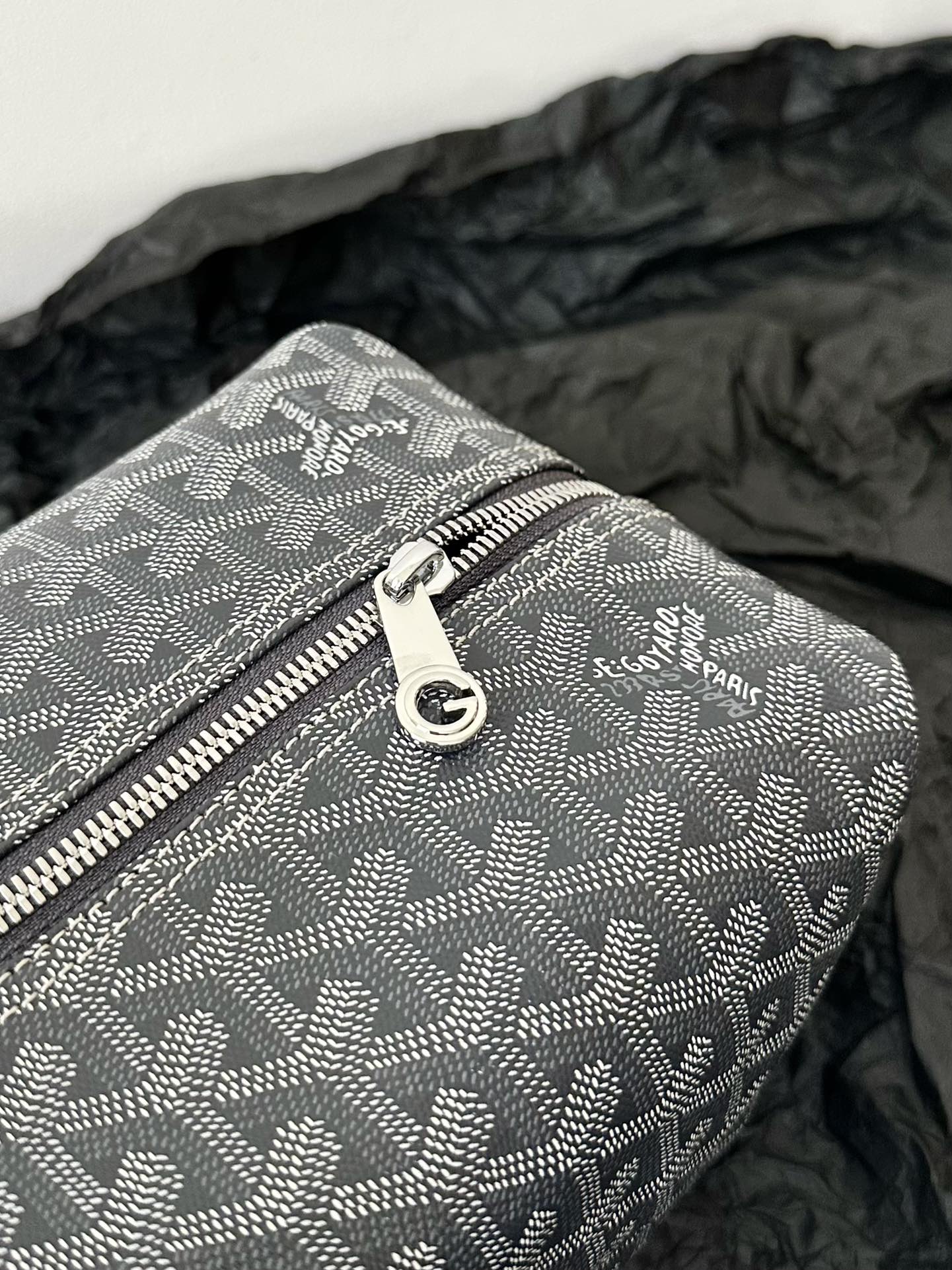 Goyard Goya Cosmetic Bag 24Cm Grey Canvas