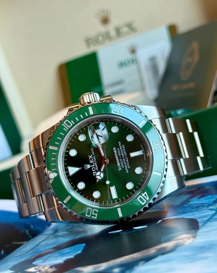 Rolex Submariner 40mm Green Dial 116610LV “Hulk”