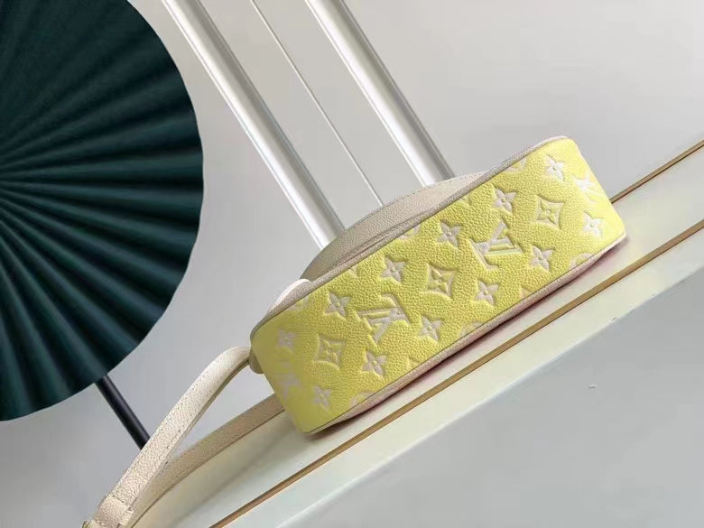 Louis Vuitton Bagatelle 22Cm Pink