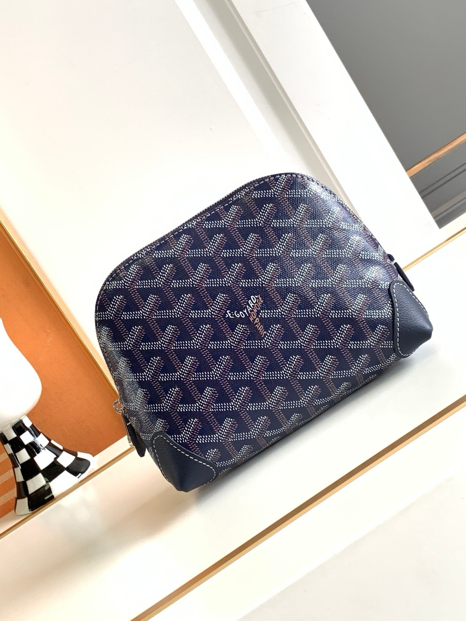 Goyard Vendôme Cosmetic Pouch 17cm Navy Goyardine Canvas And Calfskin Trim