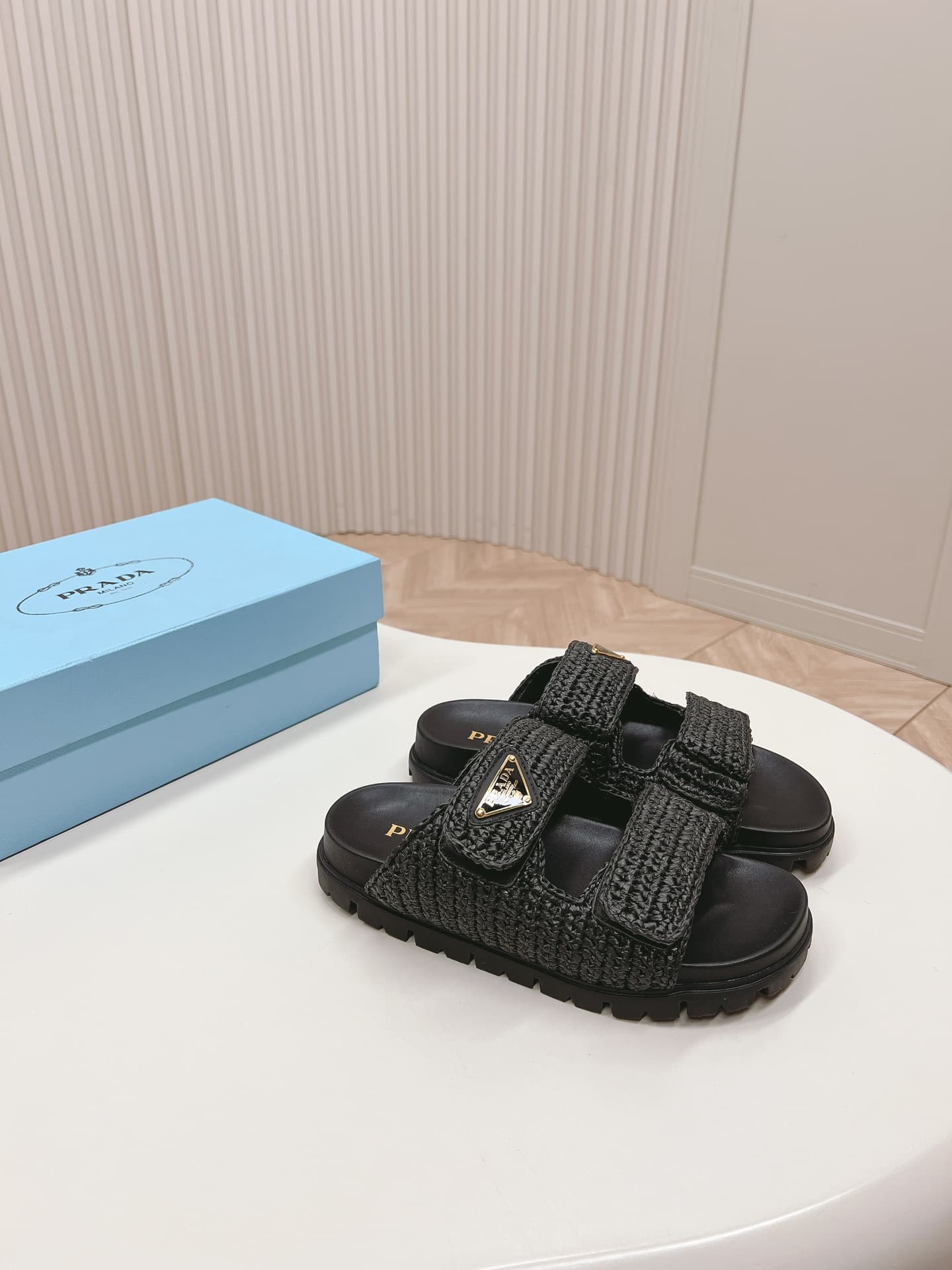 Prada Fussbett Raffia Dual Buckle Slide Sandals Black