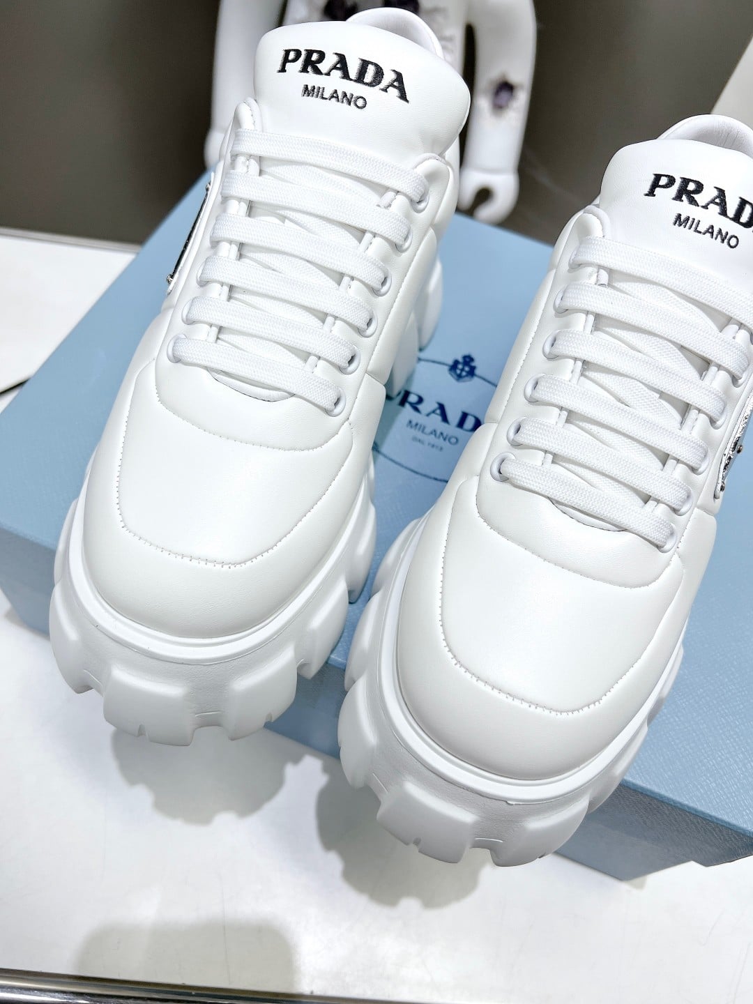 Prada Soft Padded Nappa Leather Lace Up Shoes White