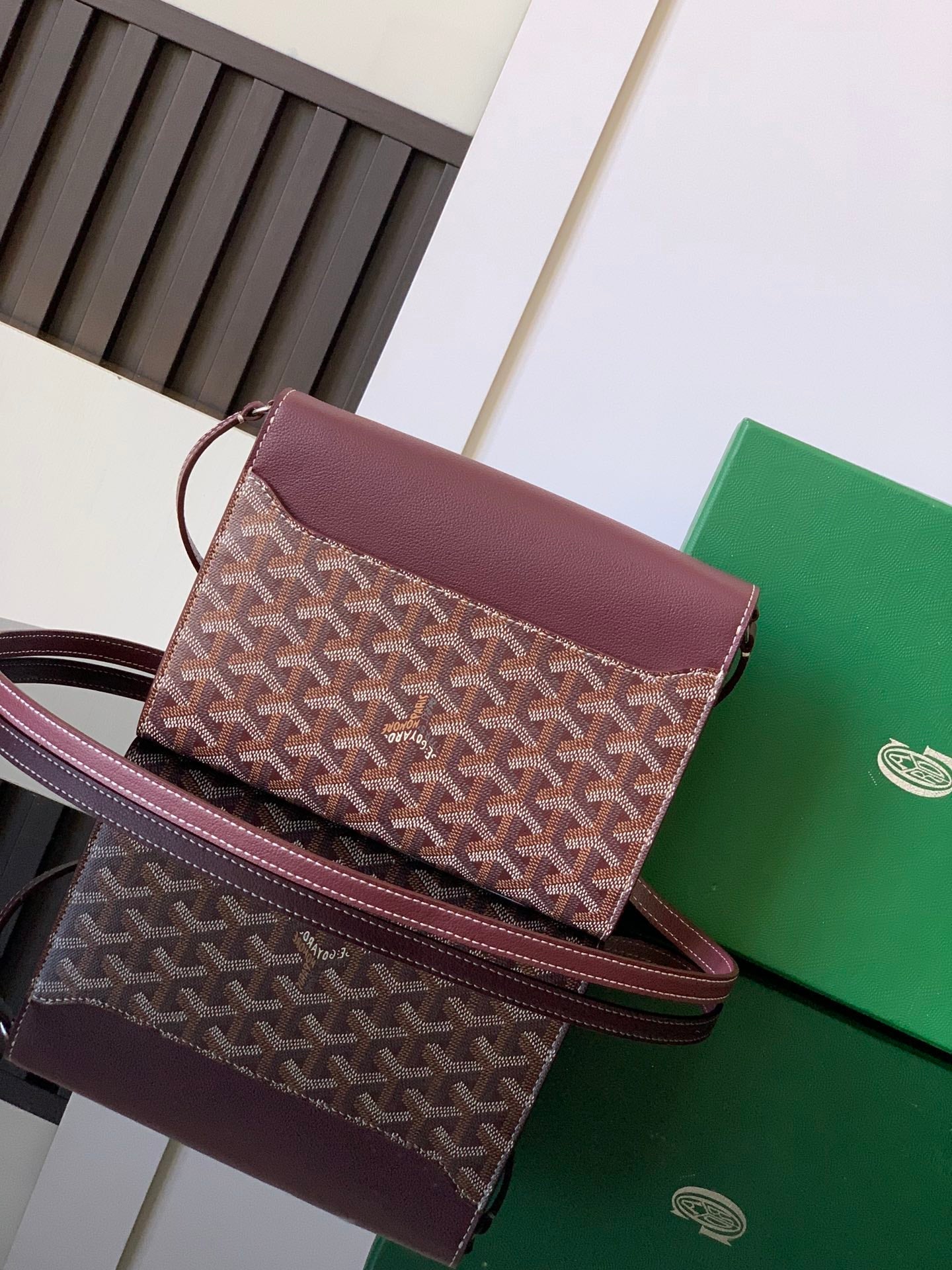 Goyard Chypre Wallet-Pouch 21 Cm Wine Red Goyardine Canvas And Calfskin