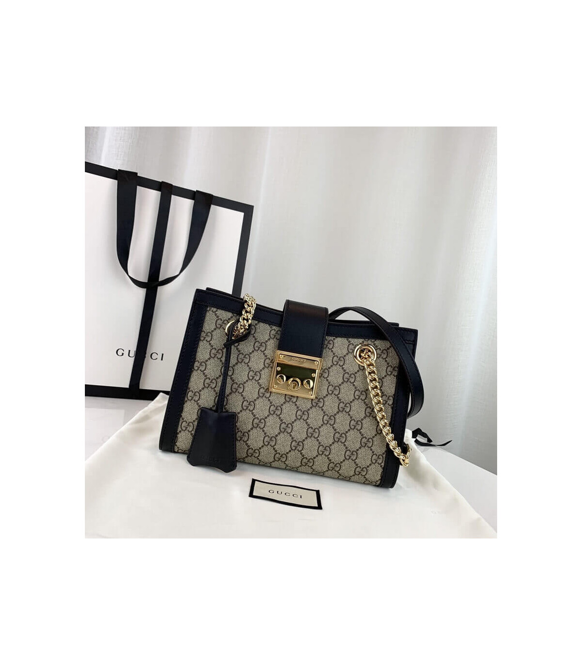Gucci GG Supreme Padlock Small Shoulder Bag Black 26cm