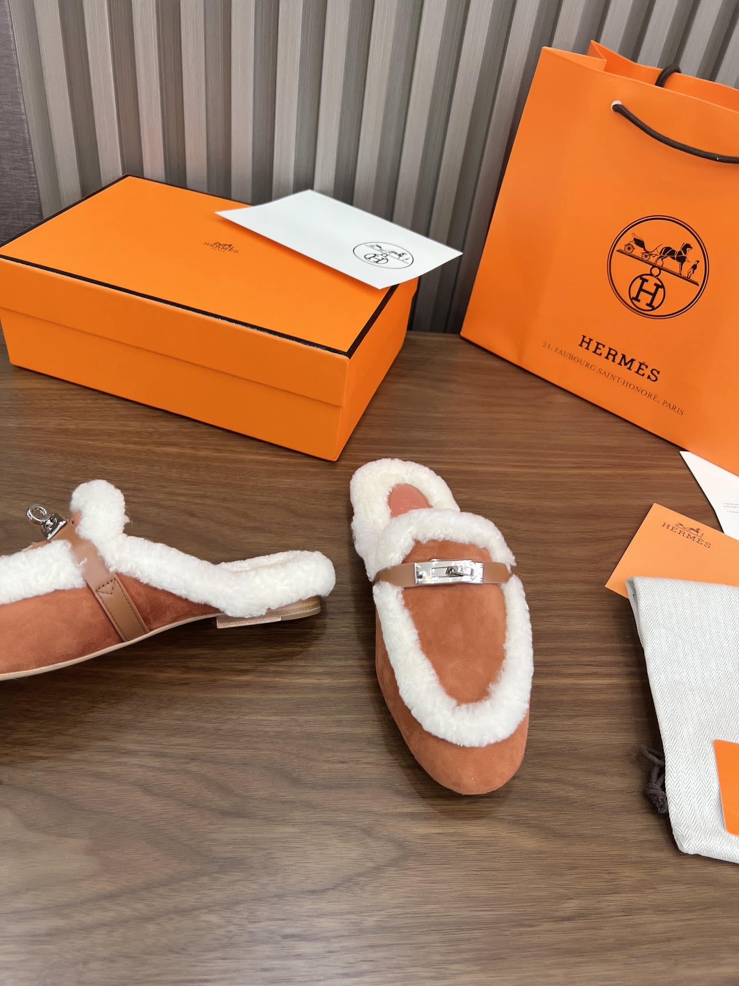 Hermes Oz Mule Shearling Brown White