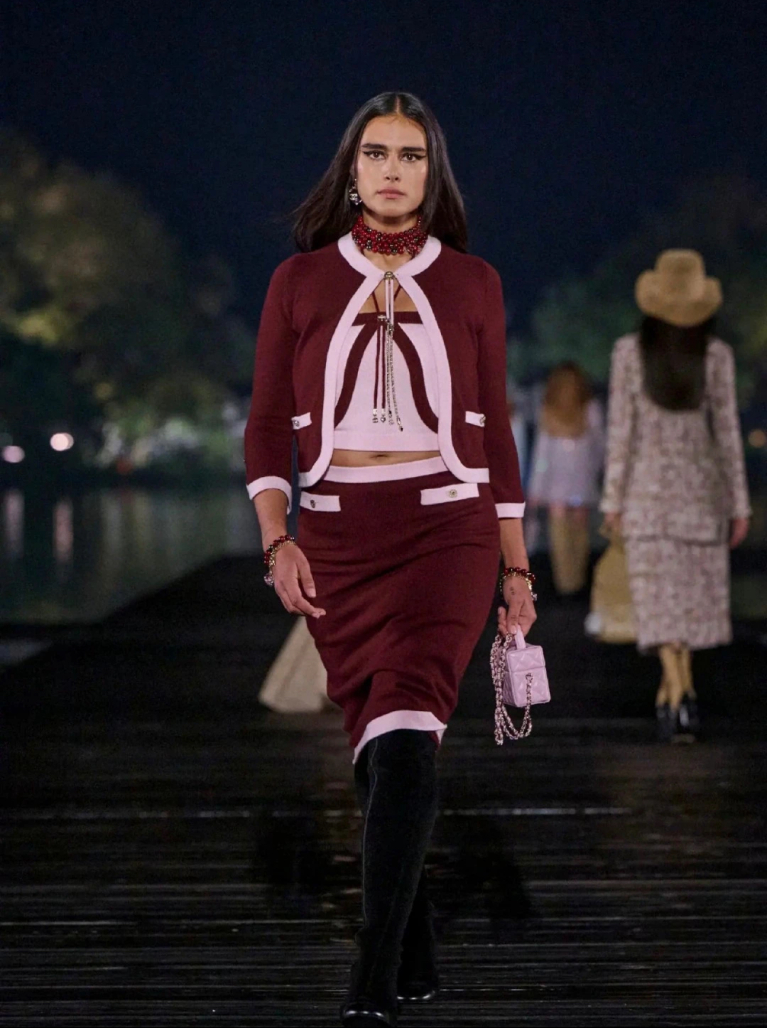 CHANEL 25A Métiers d’Art Exclusive Collection Skirt