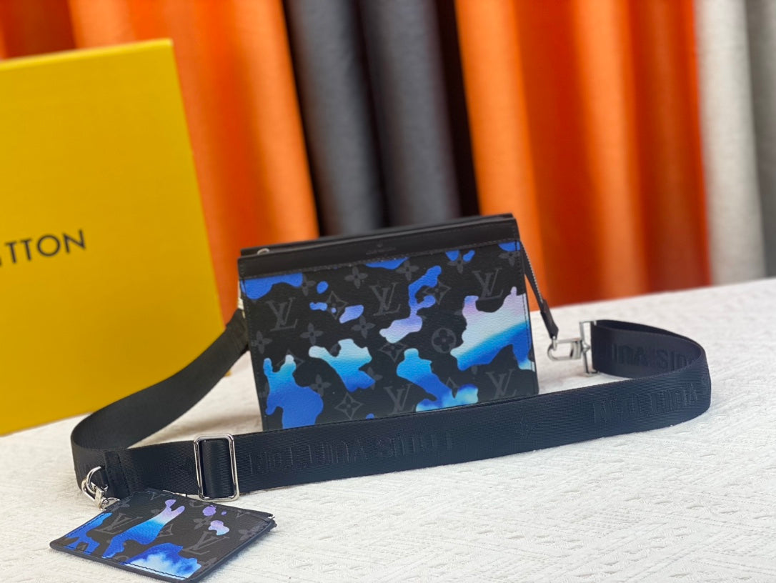 Louis Vuitton Gaston Wearable Wallet Sunrise Monogram Eclipse 22Cm M81753