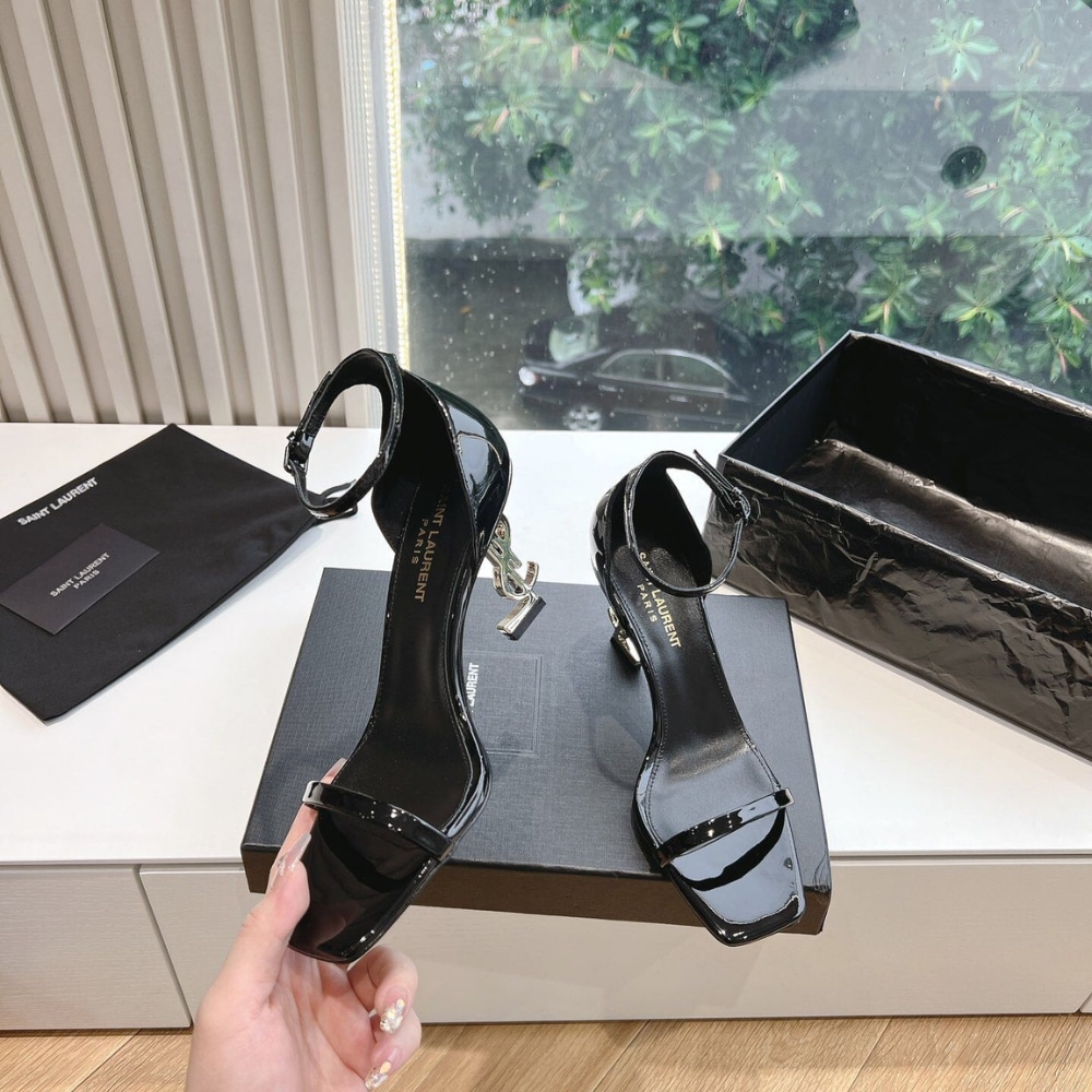 Saint Laurent Opyum Sandals In Black 5576620Npkk1000