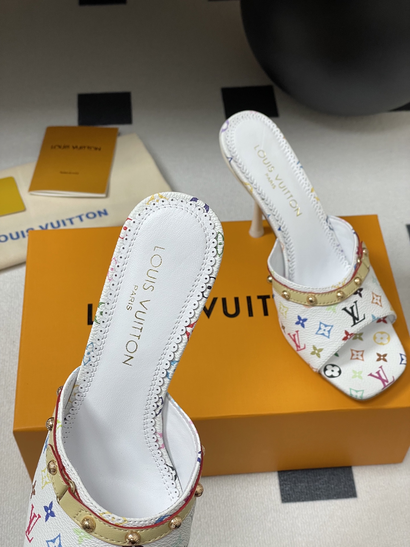 Louis Vuitton LV x TM 6AM Mule 1AGWT2 White