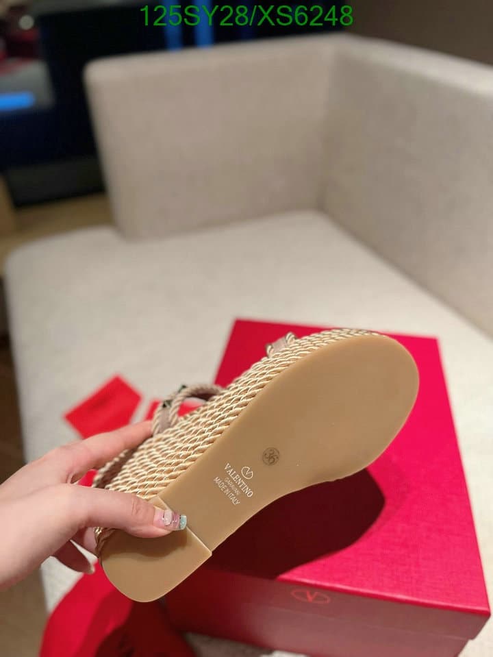 Valentino Garavani Rockstud Leather Wedge Sandals Beige