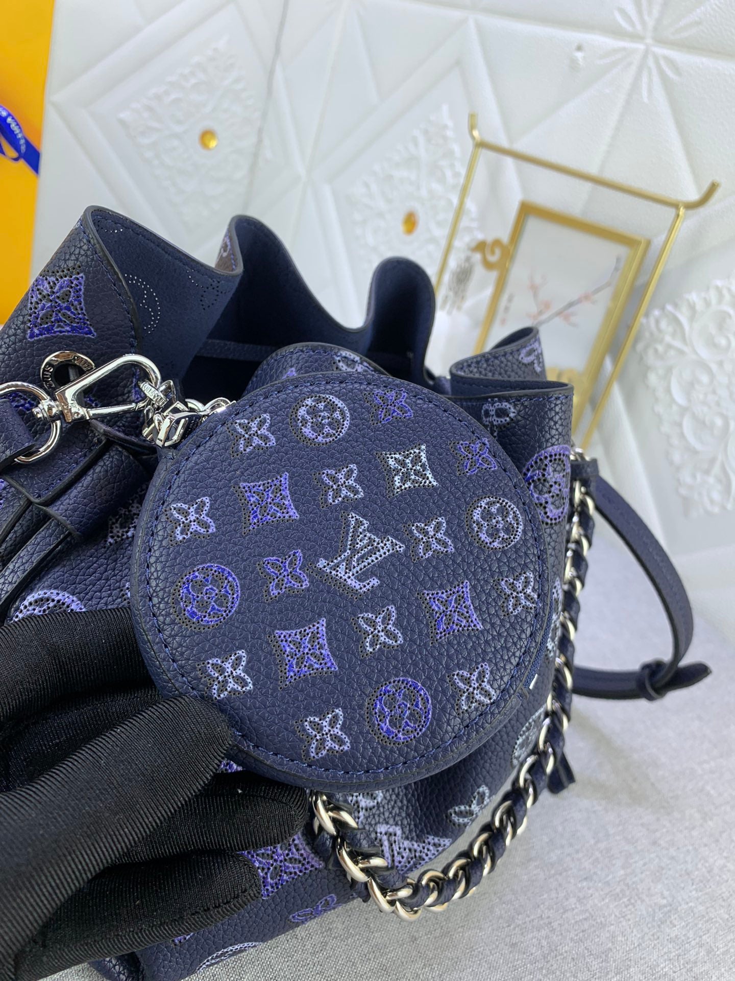 Louis Vuitton Bella Navy Blue 22Cm M21096