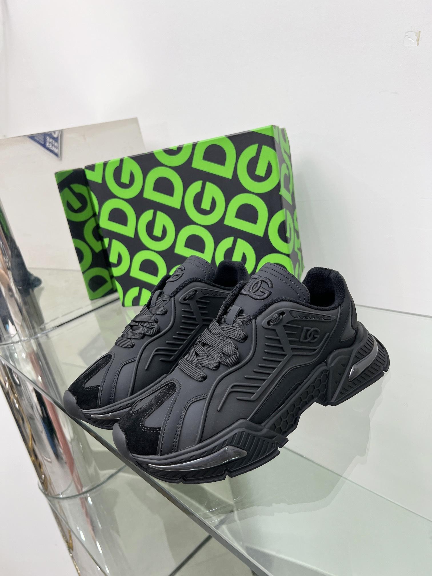 DOLCE & GABBANA MIXED-MATERIAL AIRMASTER SNEAKERS