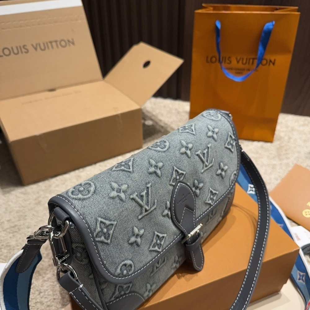 Louis Vuitton Diane Monogram Denim Blue 24Cm