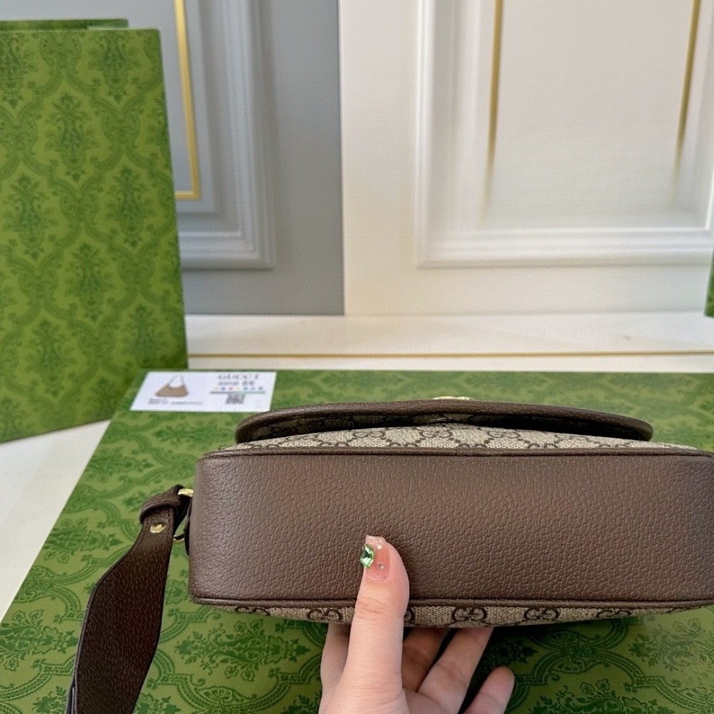 Gucci Ophidia Small Shoulder Bag Beige And Dark Brown GG Supreme 23Cm ‎722117 FAAX3 9789