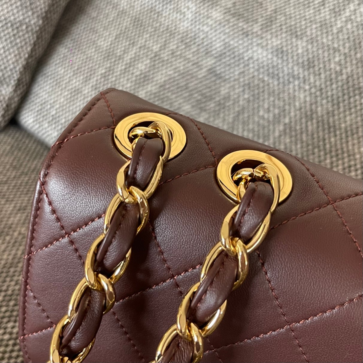 Classic Flap Quilted Lambskin Shoulder Bag in Burgundy (Gold Hardware)