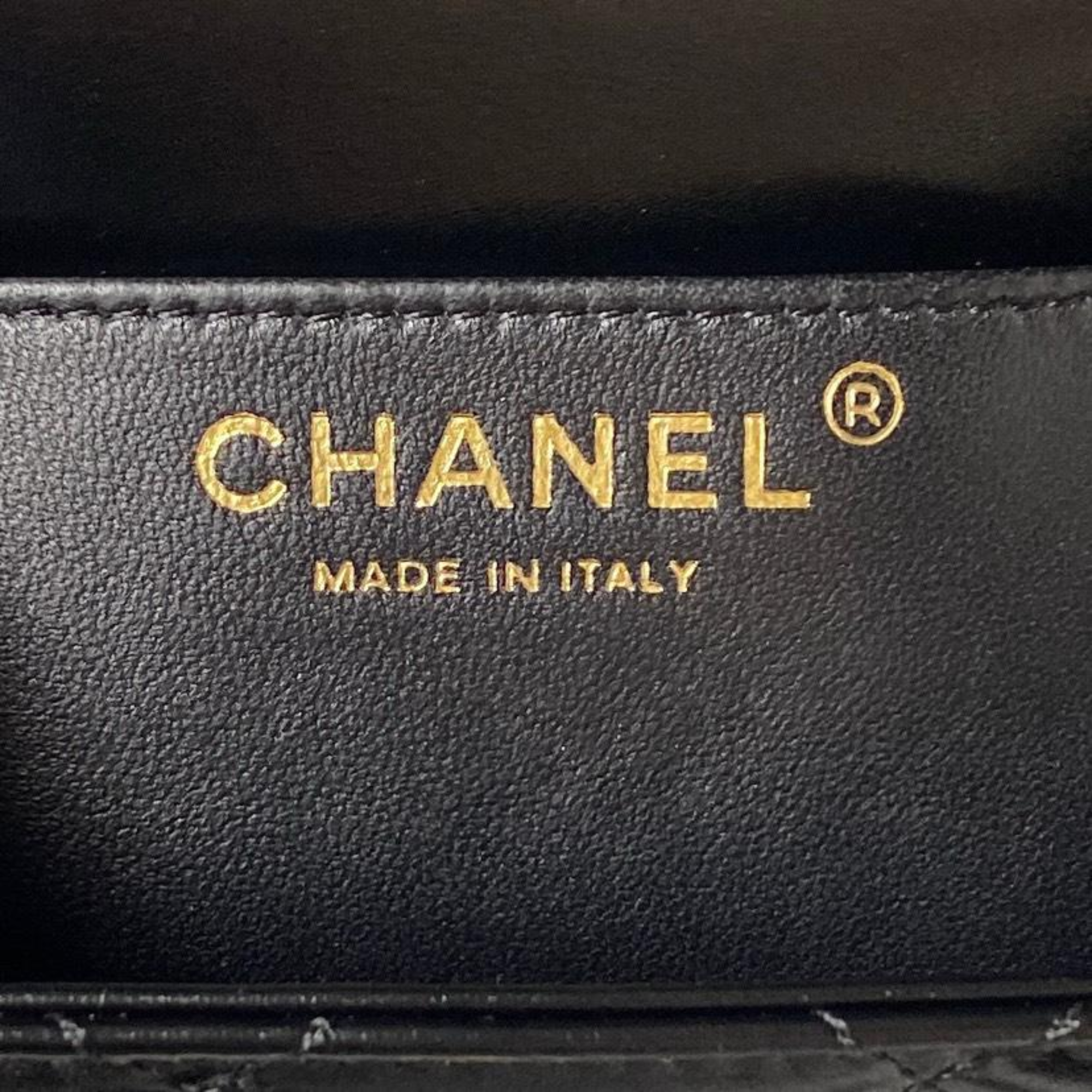 Chanel Shiny Calfskin & Gold-Tone Metal Black 19.2cm/7.6in
