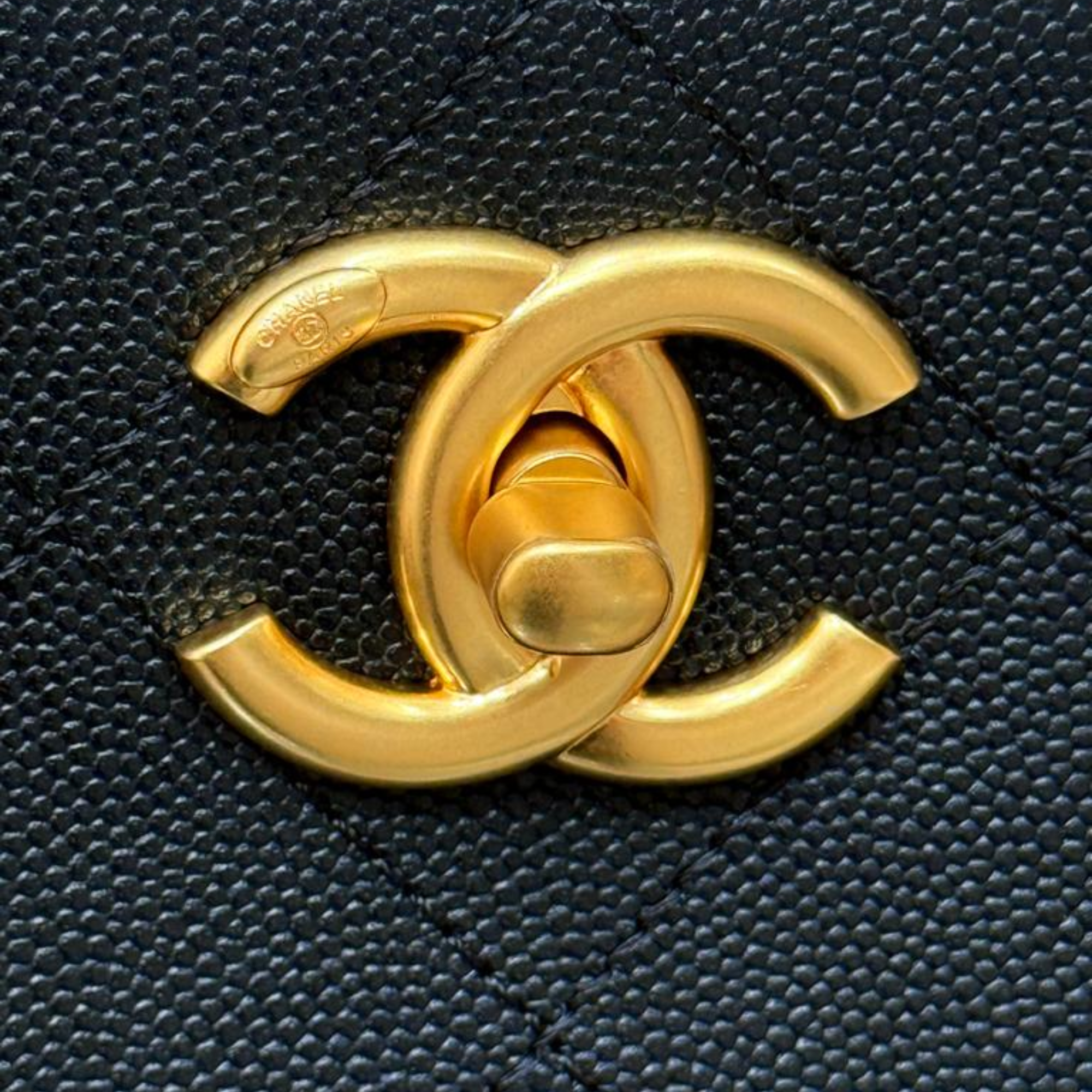Chanel Classic Black Quilted Tote 42cm/16.5in