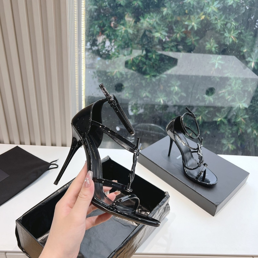 Saint Laurent Cassandra Sandals In All Black 6301090Npvv1000