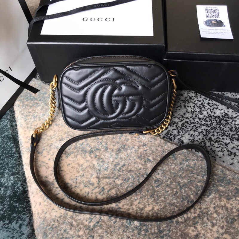 Gucci Marmont Small Matelasse Shoulder Bag Black 24cm 447632 DTD1T 1000