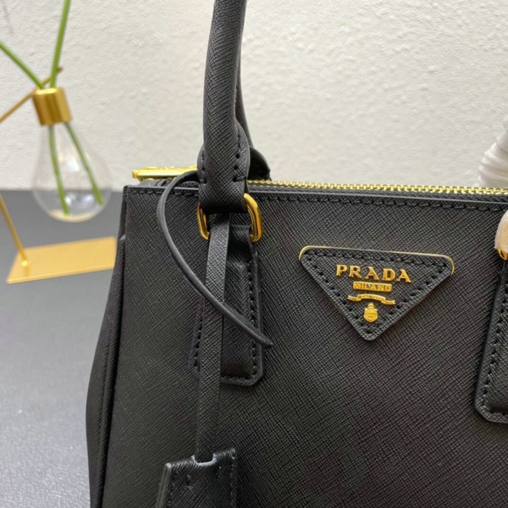 Prada Galleria Saffiano Leather Mini Bag Black 20Cm 1Ba906 Nzv F0002 V Eom