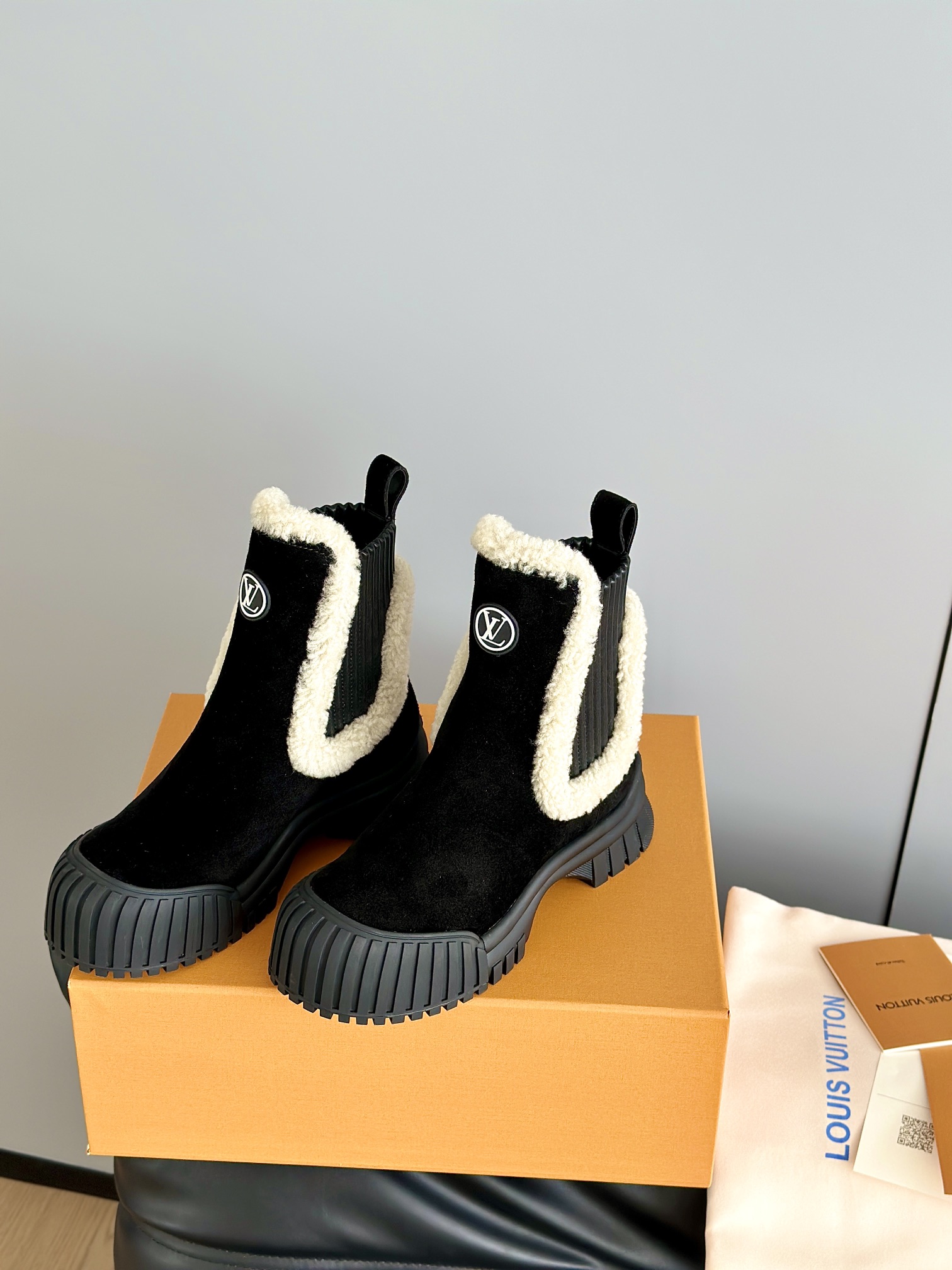 L House Ruby Chelsea Lamb ankle boots Doc Martens