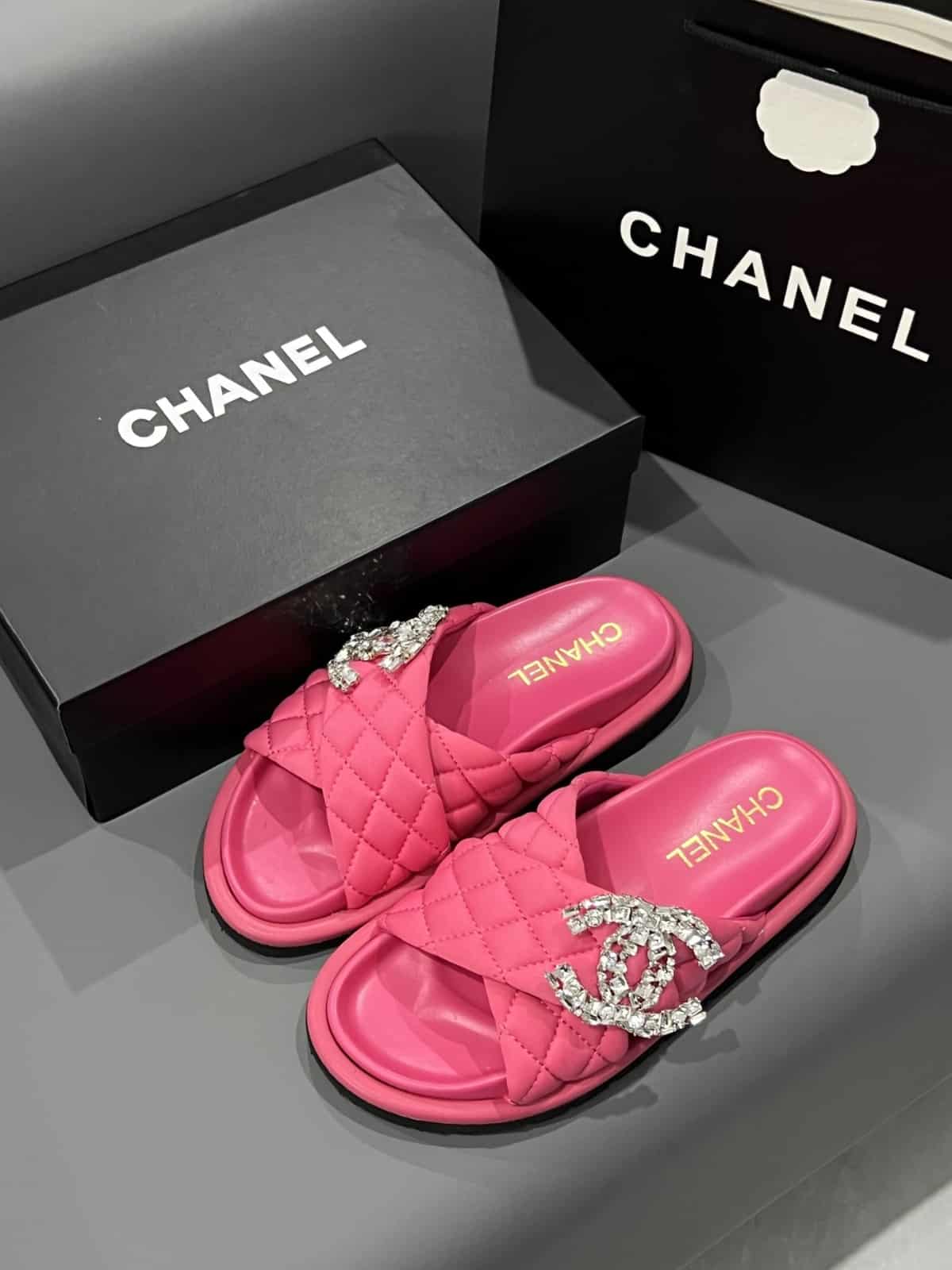Chanel 95Rs Slides Pink