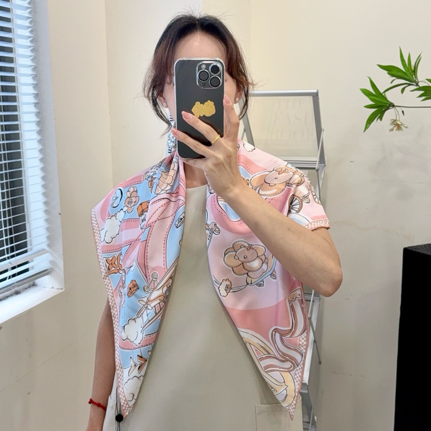 Louis Vuitton Vivienne 90 Speedy Square Silk Scarf Light Pink 90cm M79155