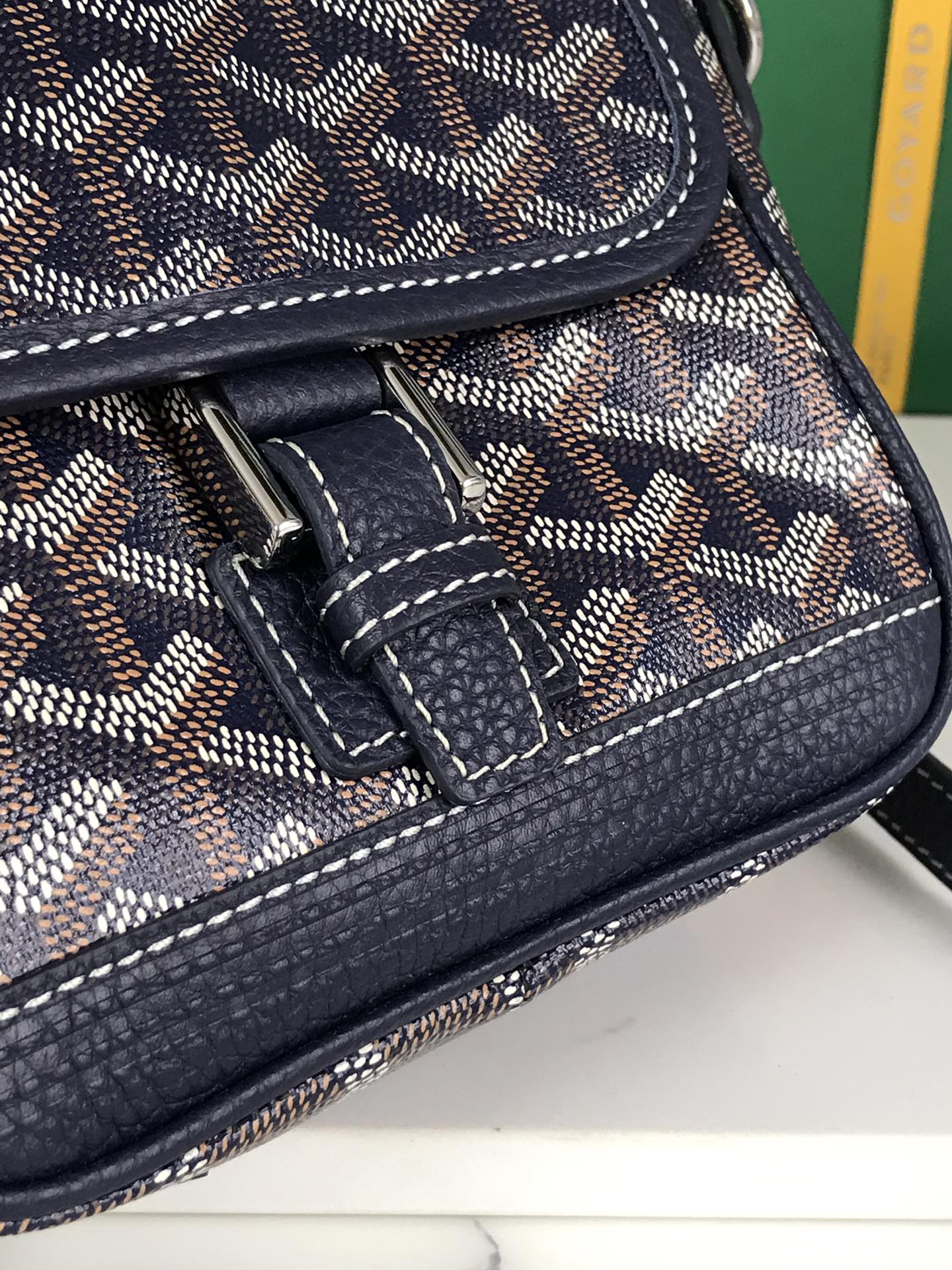 Goyard Grand Bleu 16 Cm Navy Blue Goyardine Canvas And Lambskin