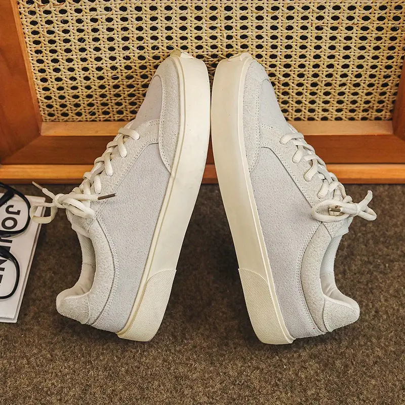 Anti-Vulcanized -Textured PU Upper & Durable Rubber Sole Casual Sneakers
