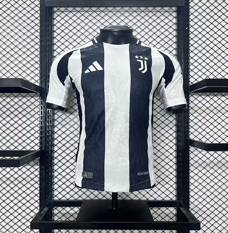 Player 2024-25 Juventus Home VLAHOVIC Football jersey