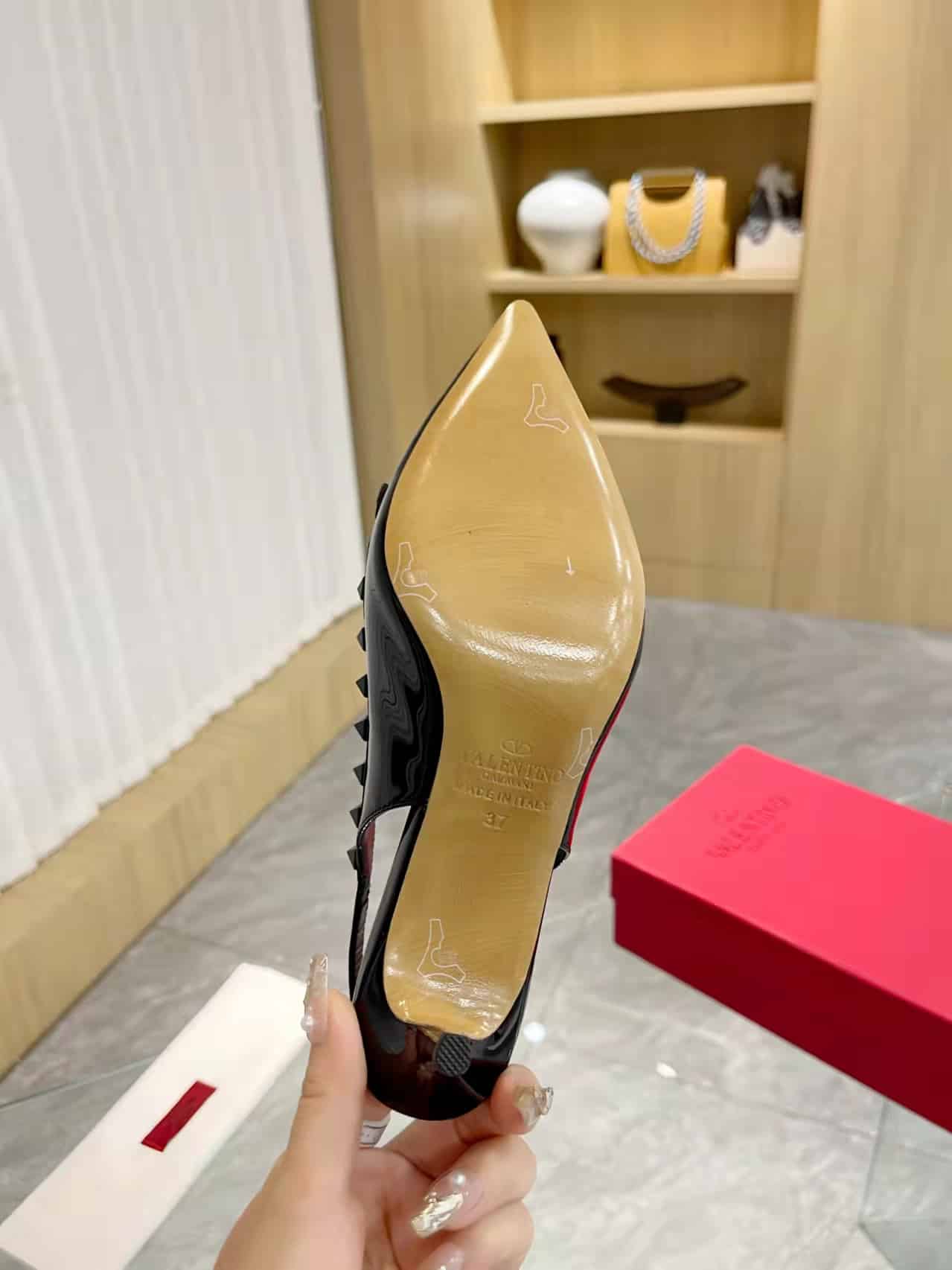 Valentino Rockstud Bow Slingback Pump In Patent Leather With Matching Studs Black 4W2S0Ib8Ixh 0No