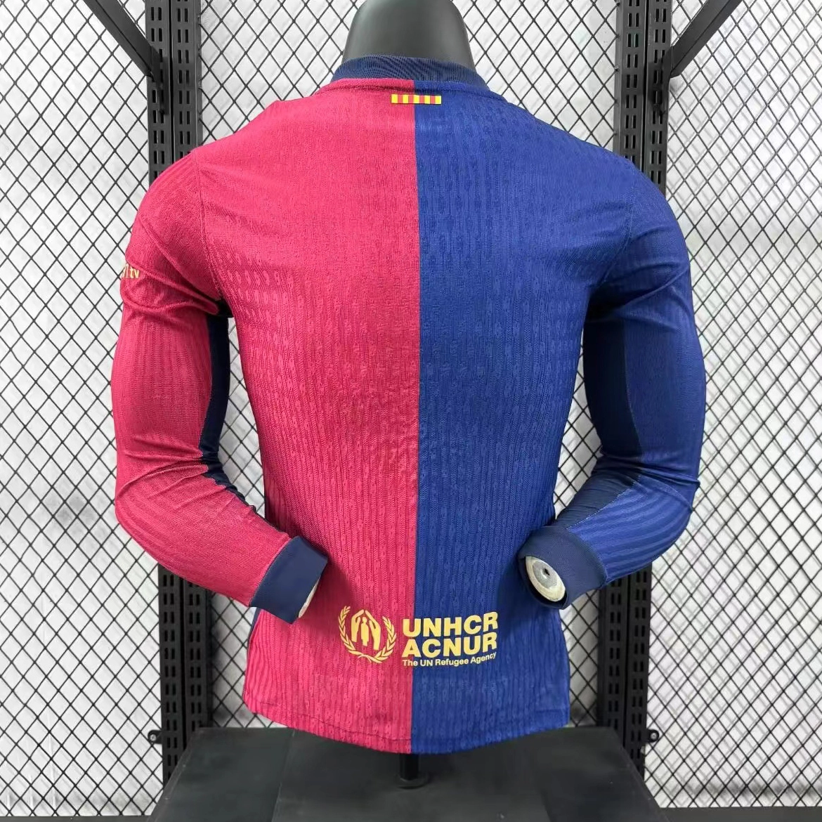 Player 2024-25 Barcelona long sleeve Travis Scott to feature on the Clásico jersey in conjunction with Spotify Football jersey