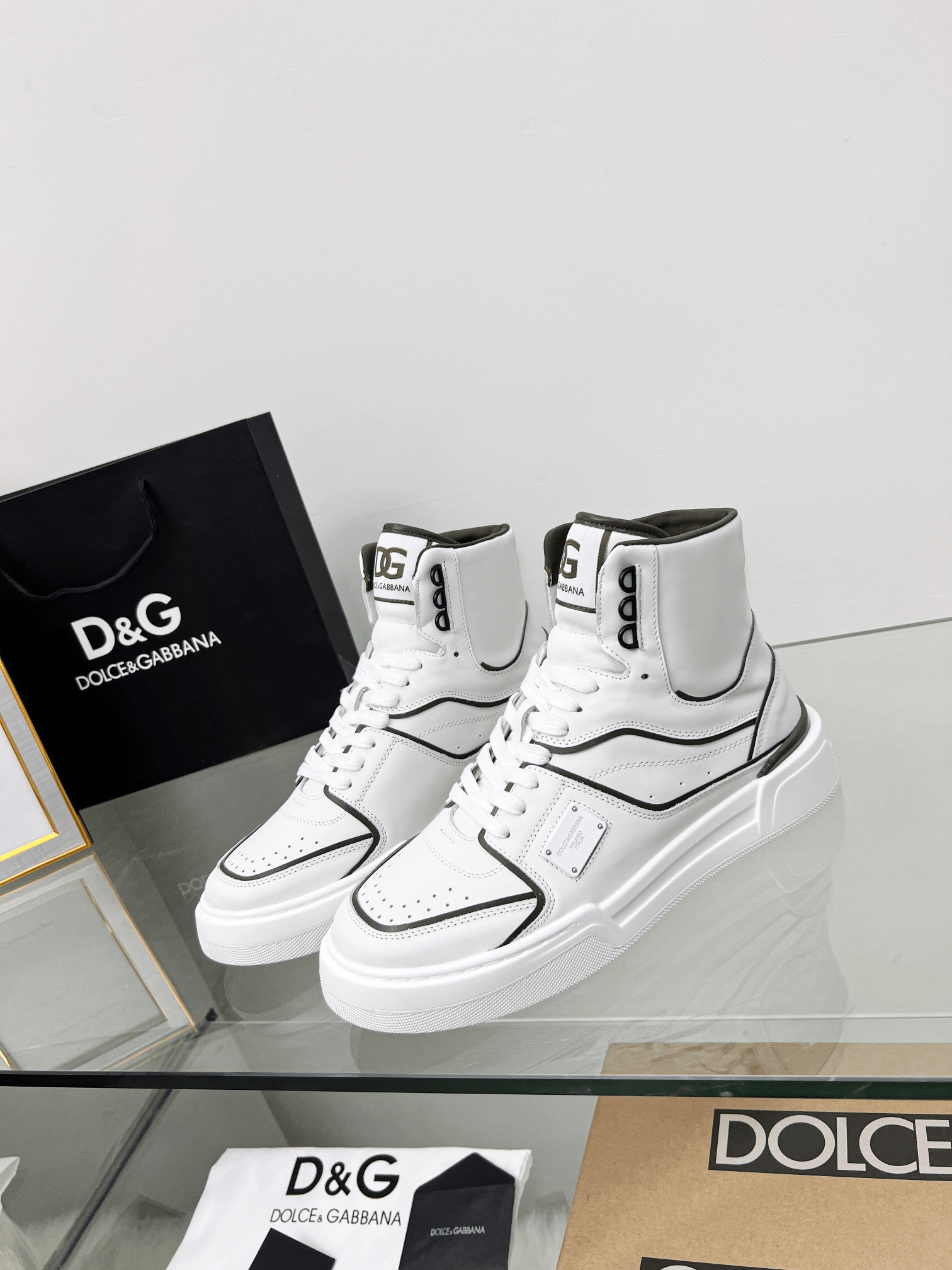 DOLCE & GABBANA 2022 high-end version