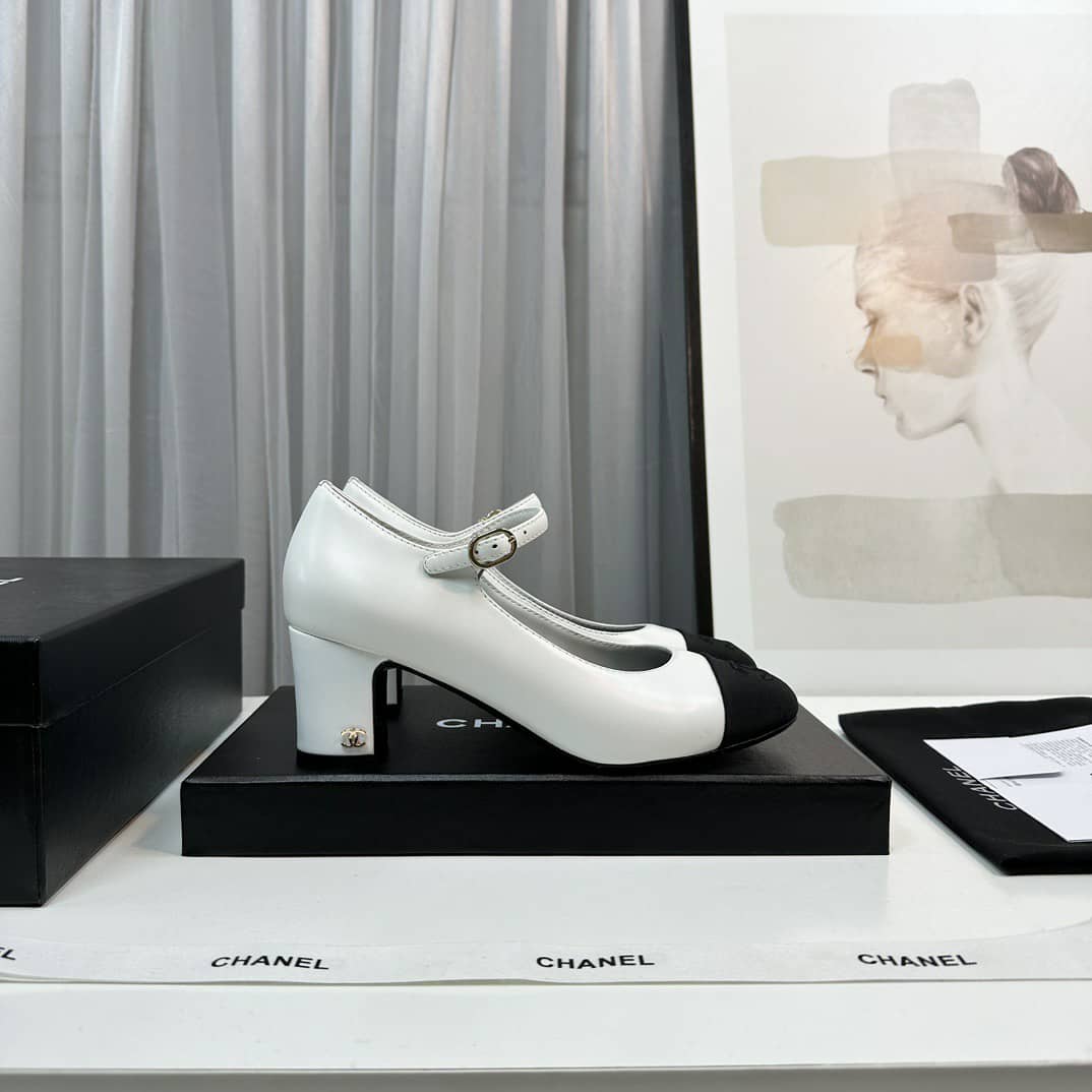 Chanel Mary Janes White G45118