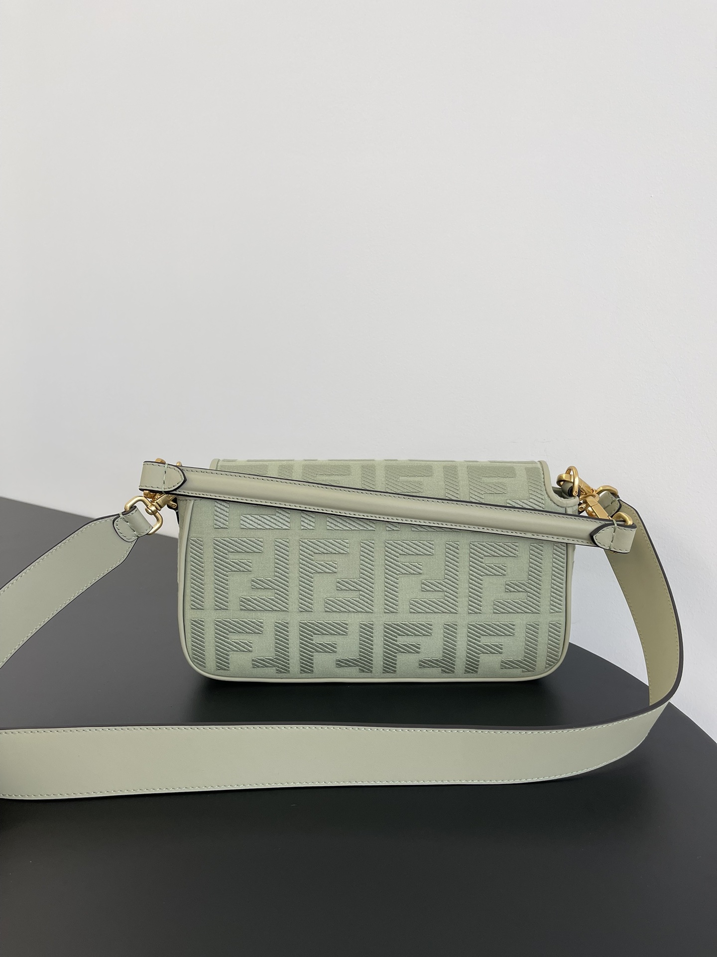 Fendi Baguette Leather Bag 26cm/ 10.2in