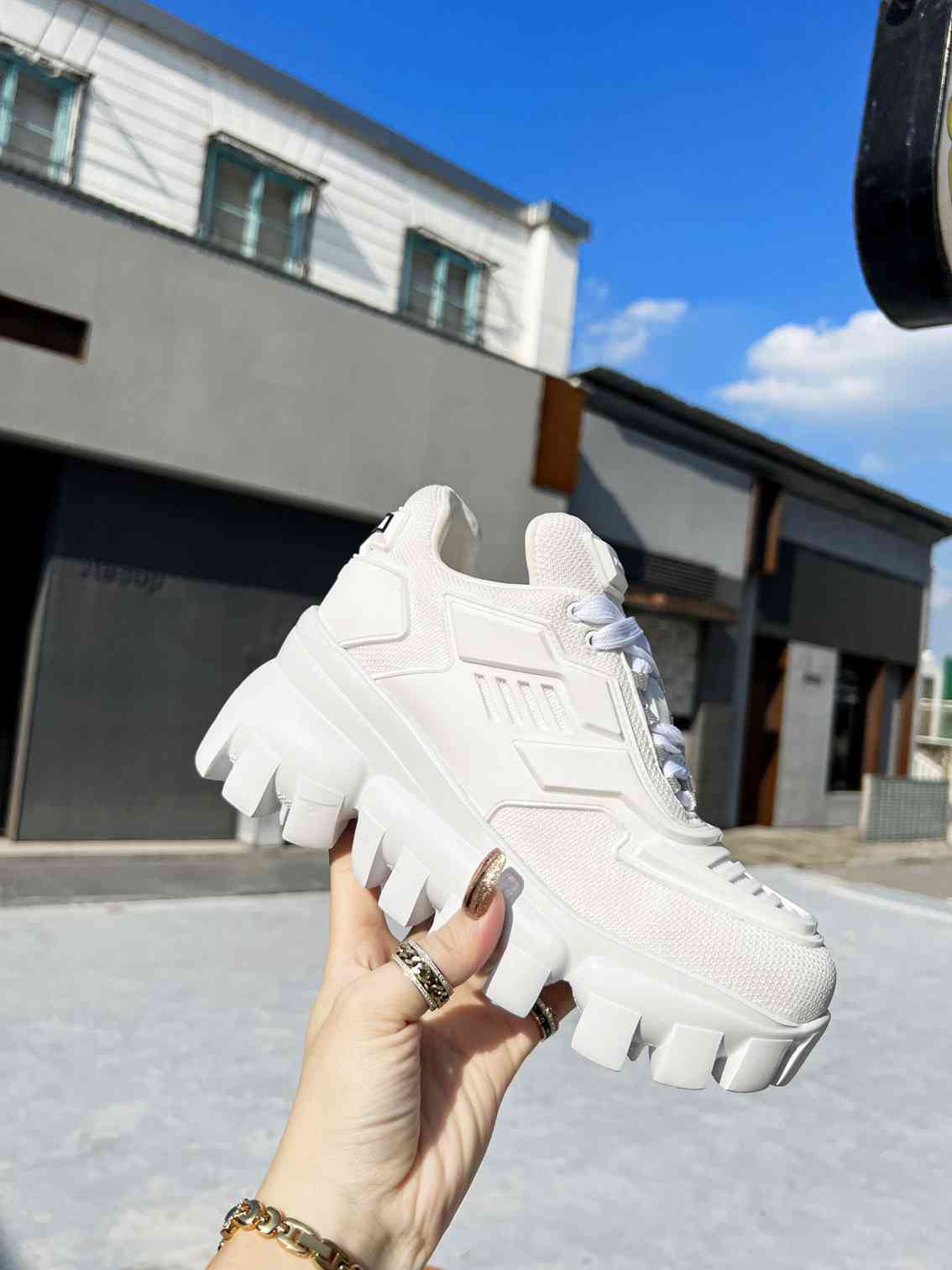 Prada Cloudbust Thunder Sneakers White 1E819L3Kr2F0009F050