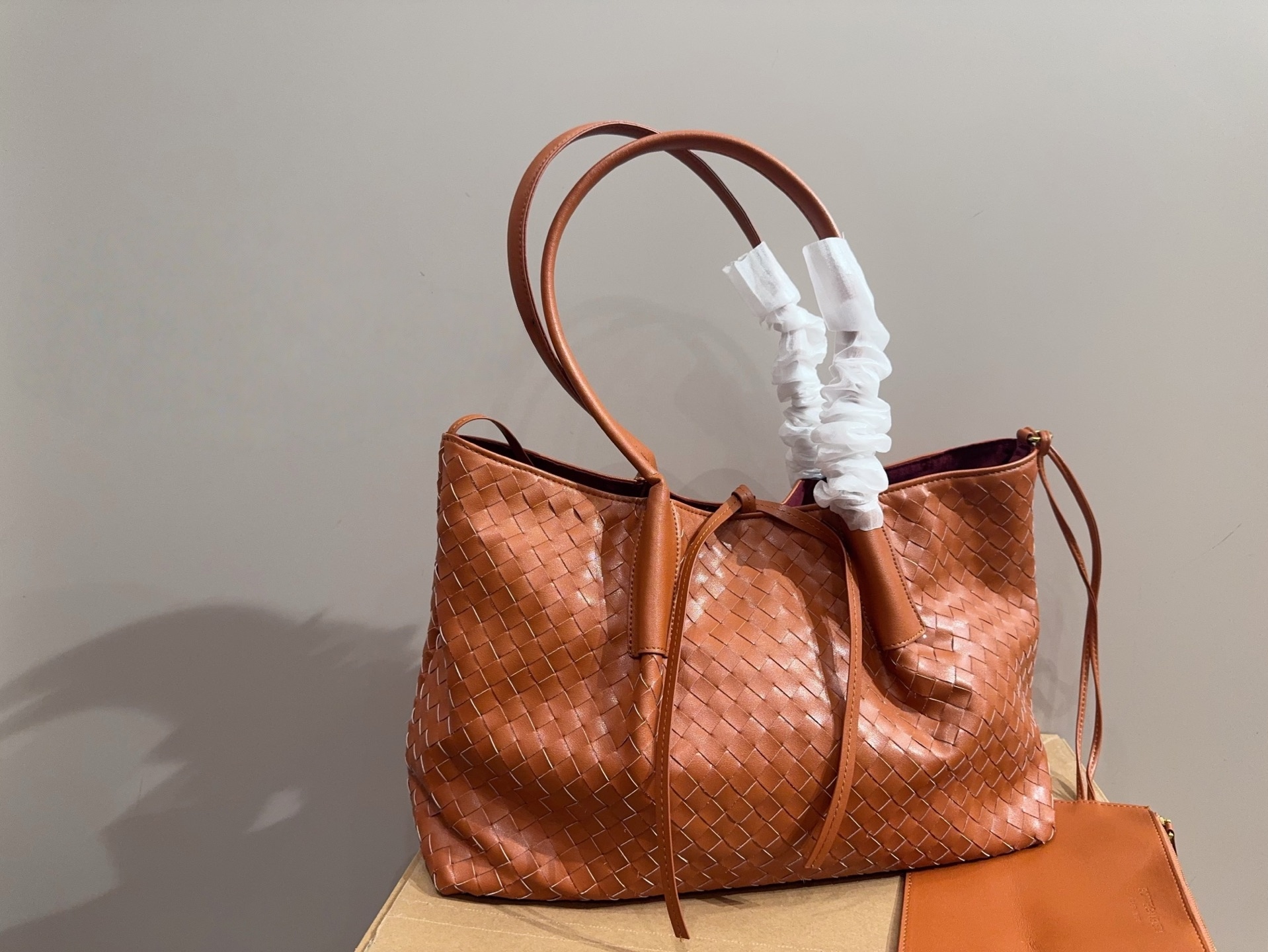 Bottega Veneta Intrecciato Leather Tote Bag