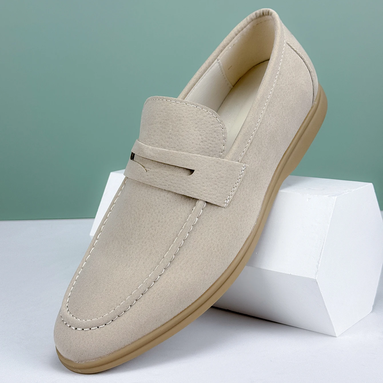 New Classic Suede Leather Men Shoes Slip On Loafers Penny Round Toe Dress Shoes Man Daily Wedding Party Business Shoes for Man